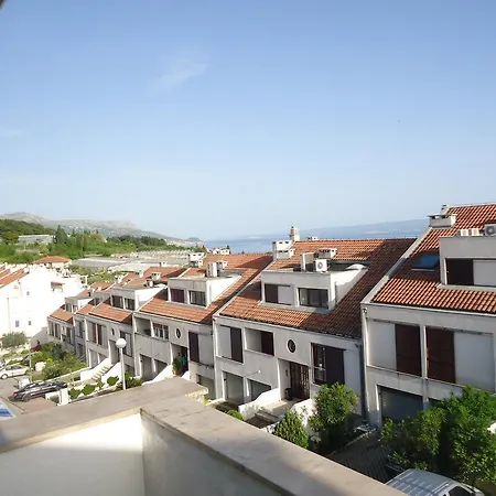 Lana Apartmán