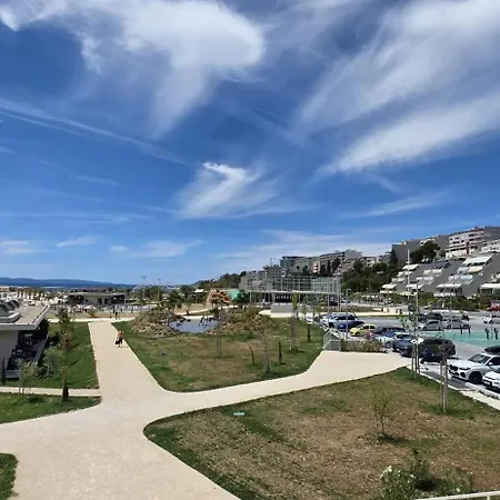 Apartman Lana *